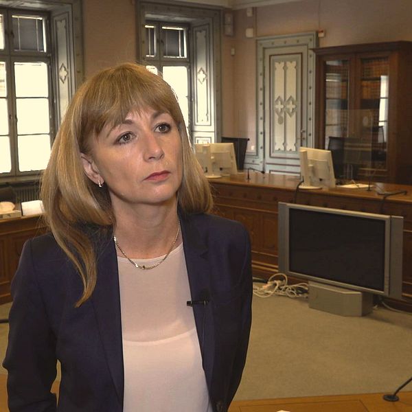 Rådmannen Ann-Louise Roos vid Malmö tingsrätt anser att bevisningen i allt väsentligt varit tillräcklig för fällande domar i målet om Vårdexpressen och Region Skåne. Hör i klippet ovan hur tingsrätten resonerat.