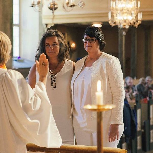 Foto från vigseln 2016 mellan Charlotta och Carina Milde