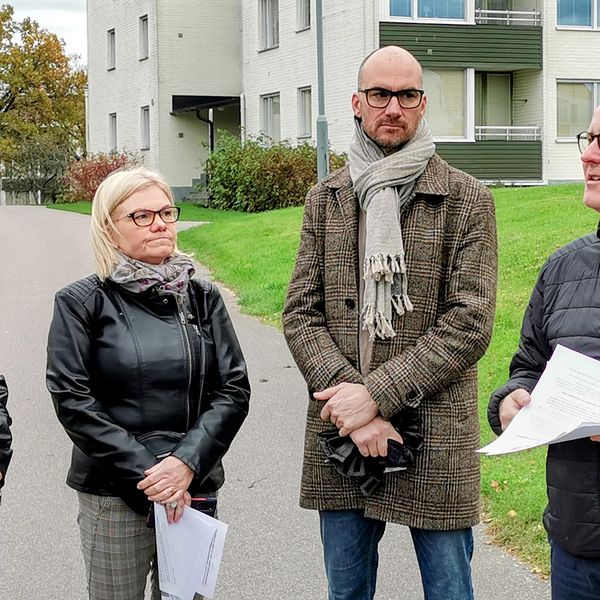 Kalmarmajoriteten, representerad av Dzenita Abaza (S), Liselotte Ross (V), Erik Ciardi (C) och Johan Persson (S) presenterade budgetsatsningen på plats i stadsdelen Oxhagen i Kalmar.