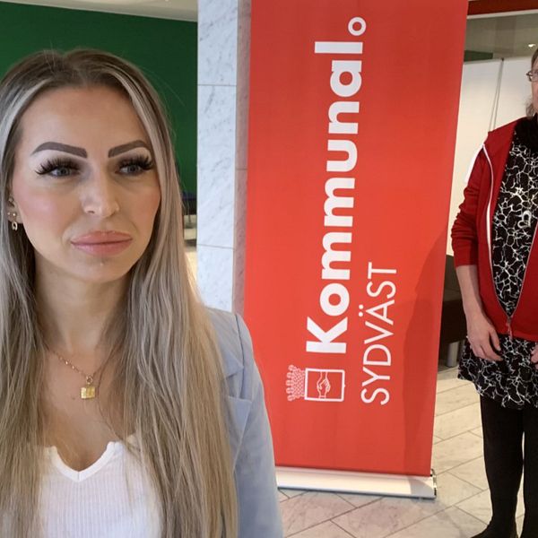 I klippet hör du kritiken gentemot vaccinkravet i Hylte från undersköterskan Mirljinda Mehmeti och Kommunal-representanten Katrin Karlsson.