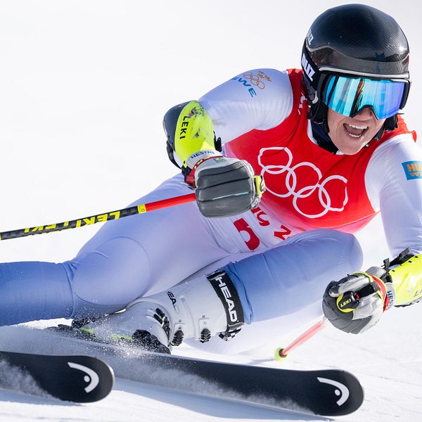 Sara Hector under måndagens förstaåk i storslalom.