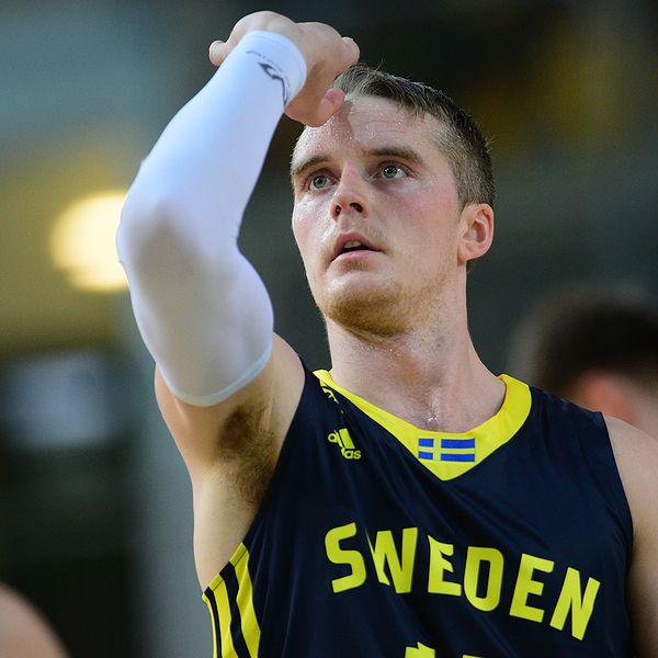 Ludvig Håkanson är Sveriges kanske främste basketspelare just nu.
