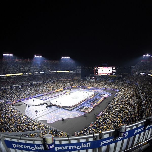 69 000 människor tog sig till Nissan Stadium för att se NHL.