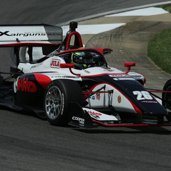 Linus Lundqvist fortsätter att dominera i Indy Lights.