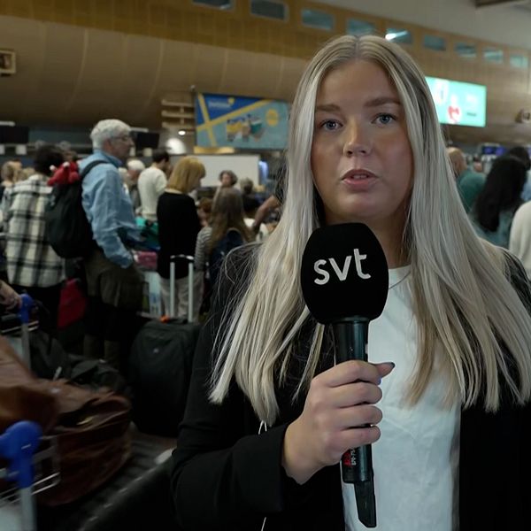 SVT:s reporter Maria Wallén ger en lägesbild från Arlanda.