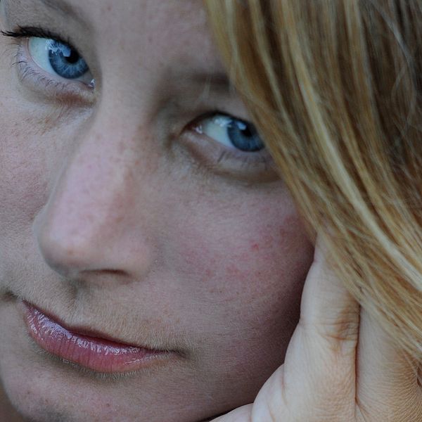 Regissören Beata Gårdeler är aktuell med våldtäktsdramat ”Flocken”