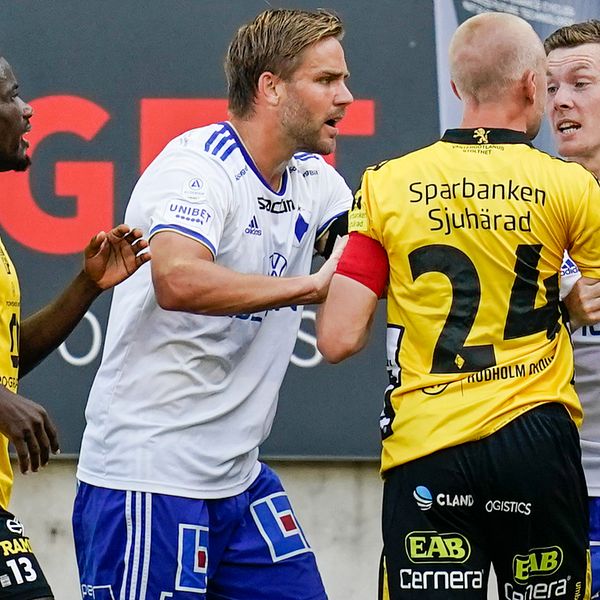 Irriterat bland spelarna under söndagens fotbollsmatch i allsvenskan mellan IF Elfsborg och IFK Norrköping FK på Borås Arena.