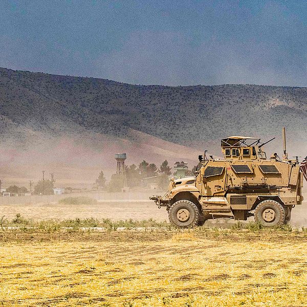 Ett amerikanskt militärfordon under en patrull nära den syrisk-turkiska gränsen, från den 22 augusti.