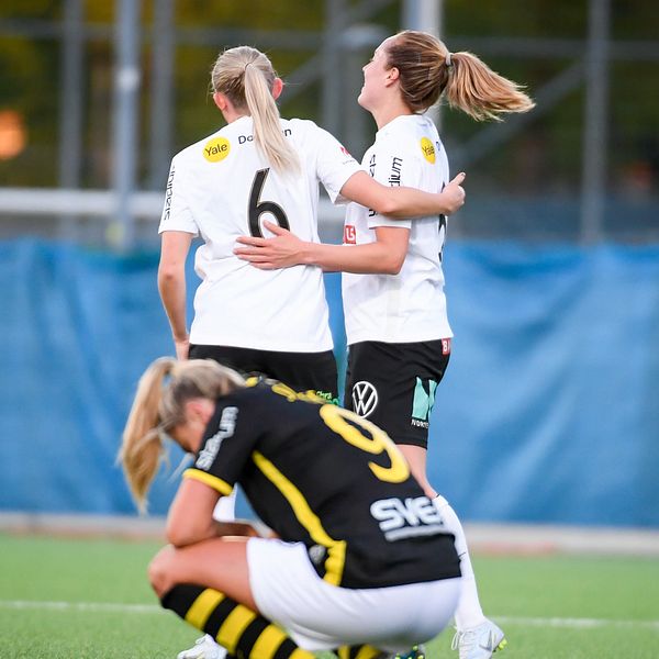 AIK kryssade mot Brommapojkarna.