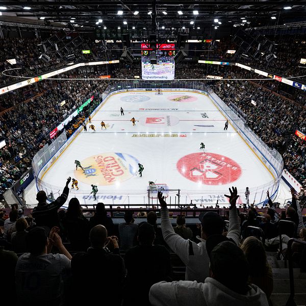 Elkostnaden i SHL-arenor kan öka med 400 procent.