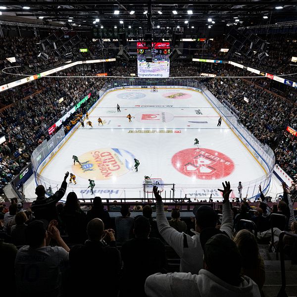 Elkostnaden i SHL-arenor kan öka med 400 procent.