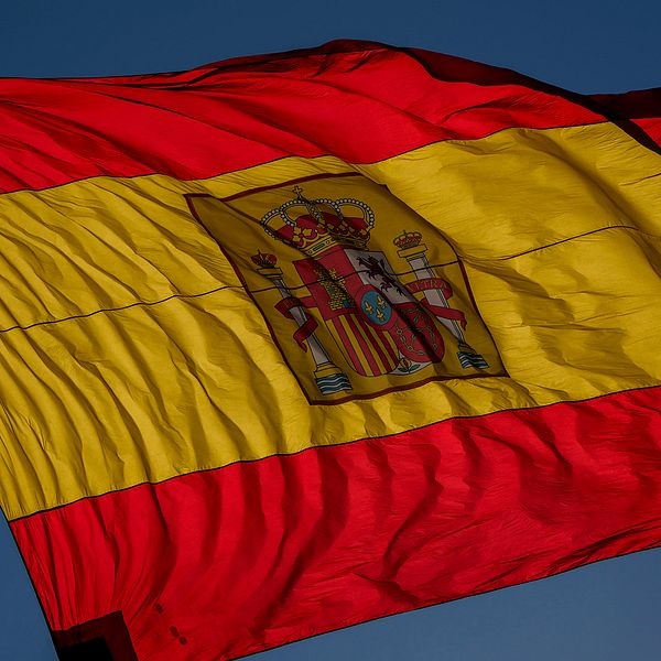 Bild på Spaniens flagga i stort format.