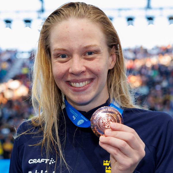 Louise Hansson tog VM-brons på 100 meter fjäril.