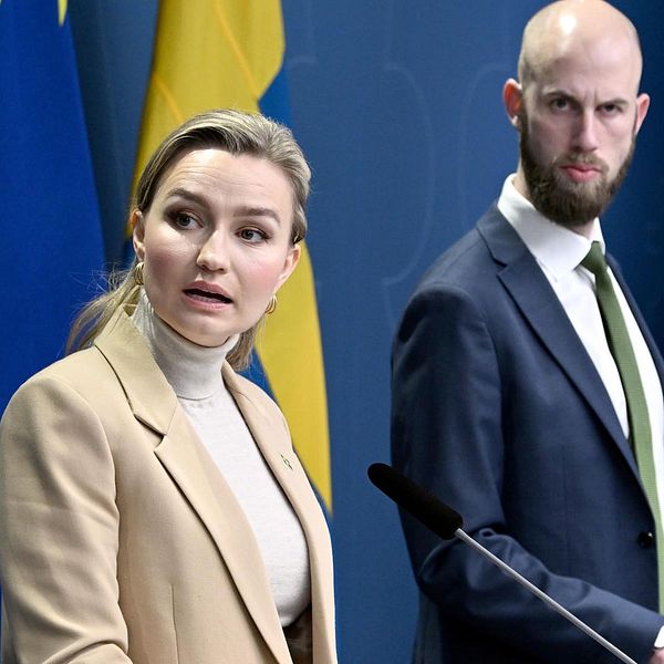 Energi- och näringsministern Ebba Busch (KD) och Carl-Oskar Bohlin (M), ministern för civilt försvar.