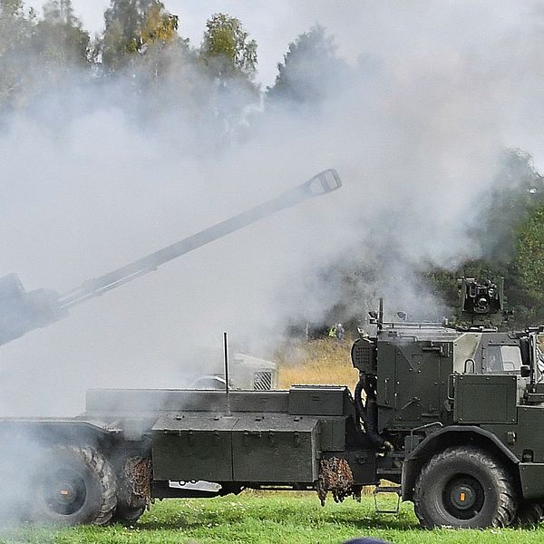 Försvaret övade med artillerisystemet Archer under försvarsövningen Aurora 2017.