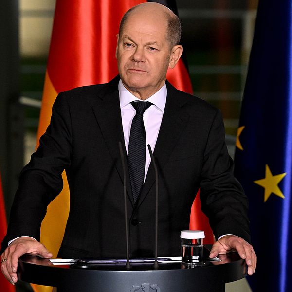 Tysklands förbundskansler Olaf Scholz under en pressträff 24 februari.