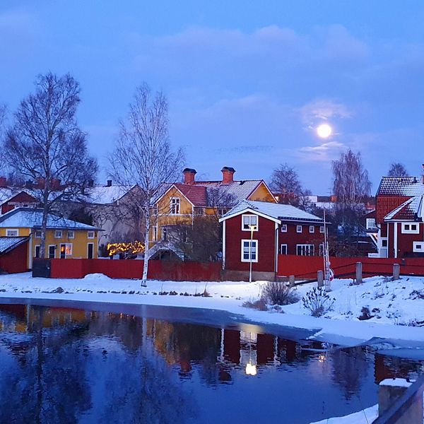 hus vid Faluån.