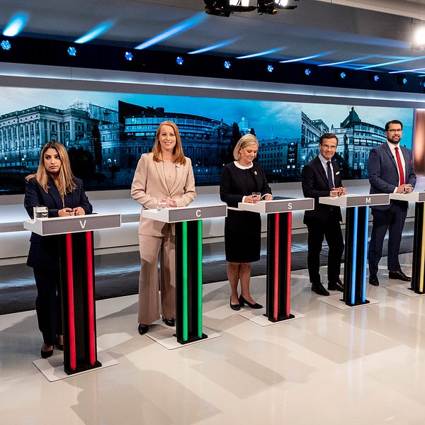 Riksdagspartiernas partiledare i en debatt i SVT 9 september 2022.