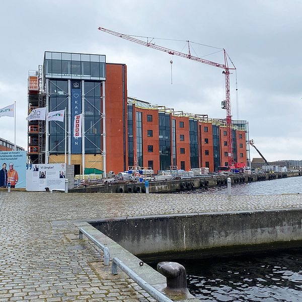 Bild på byggarbetsplatsen på Östra Piren i Karlshamn.