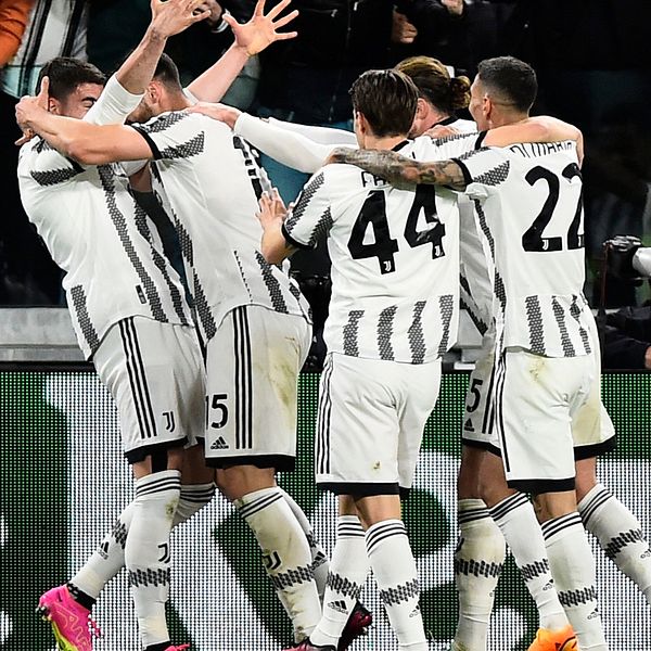 Juventus får tillbaka 15 poäng i Serie A.