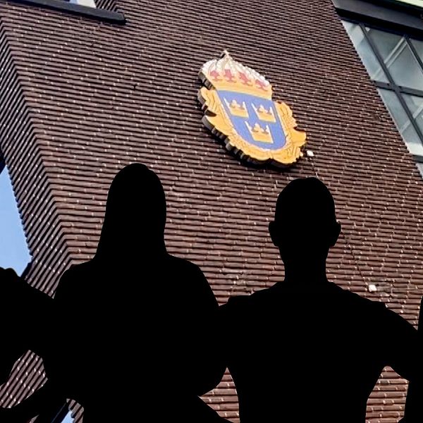 Ett bildmontage med fyra silhuetter på kvinnor framför polishuset i Trelleborg. SVT har granskat våld i nära relation och kvinnorna har drabbats av samma man under minst tio år.