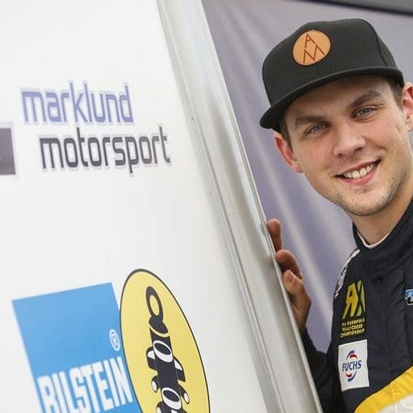 Anton Marklund tar EM-guld i rallycross.