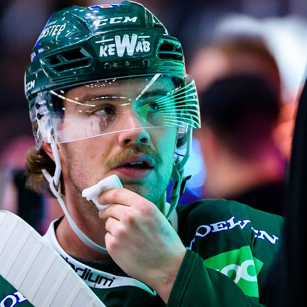 Robin Press byter klubb i ryska KHL