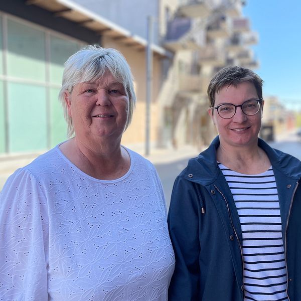 Lena Wallentheim och Lina Bengtsson ler och tittar in i kameran
