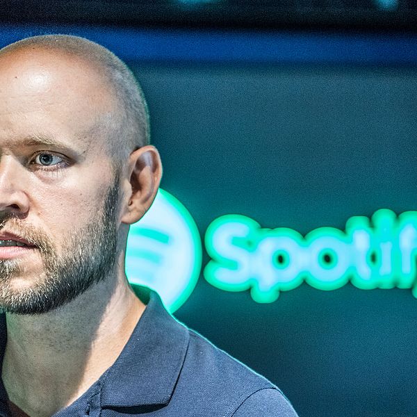 Spotifys medgrundade och vd Daniel Ek. Den svenska strömningstjänsten har tvingats säga upp 800 anställda under 2023.