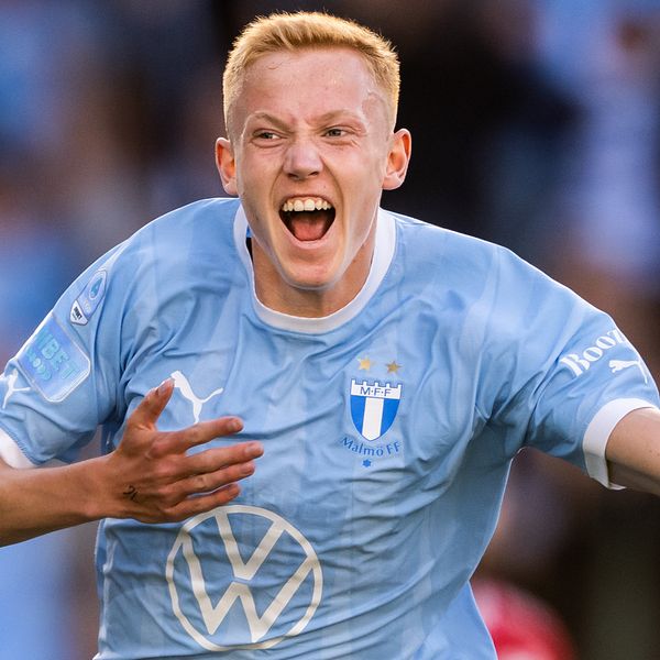 Hugo Larsson gjorde mål i sin sista hemmamatch.