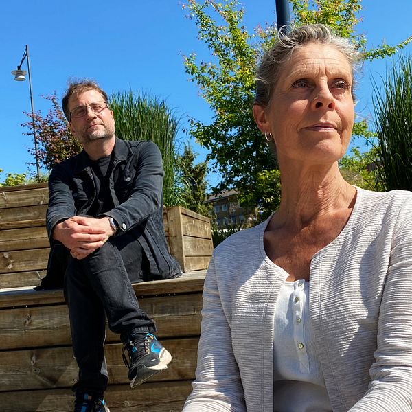 Efter flera års arbete utan rätt kompetens nu ska Lena och Niclas i