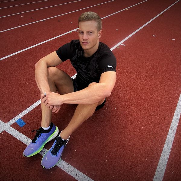 Karlstadsprintern Henrik Larsson är svensk rekordhållare på 60- och 100 meter. Nu siktar han på att slå rekordet på 200 meter.