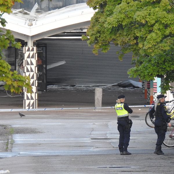 poliser sprängd restaurang Skäggetorp Linköping