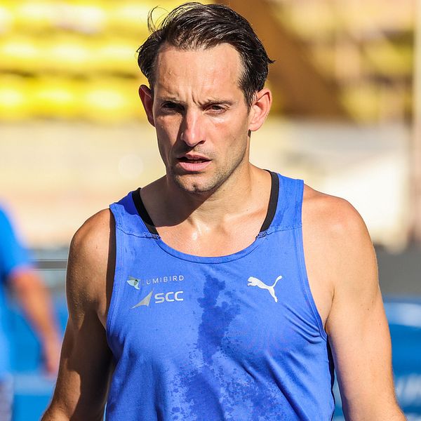 Renaud Lavillenie missar VM i Budapest.