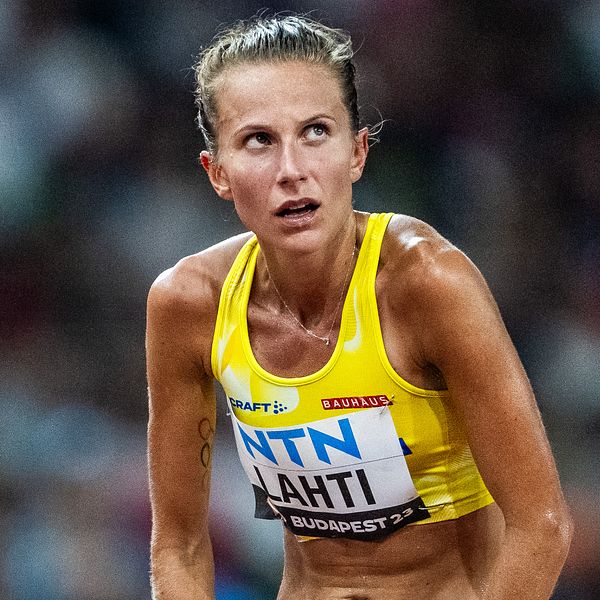 Sarah Lahti stryker sig från 5 000 meter på VM