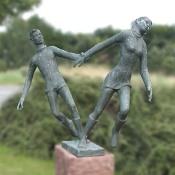 De åtalade männen hade skulpturen ”Tafatt”, av Axel Olsson, i bagageutrymmet.