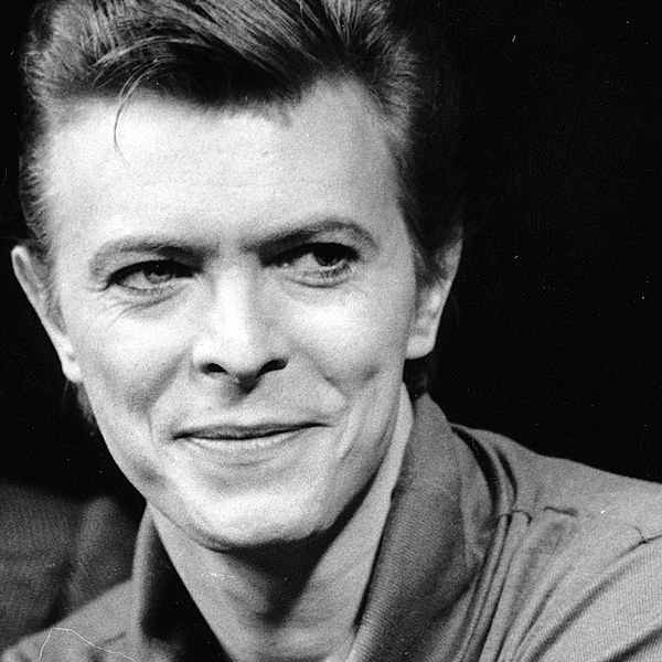 Arkivbild på artisten David Bowie, flera år efter den nu sålda demoinspelningen med The Konrads.