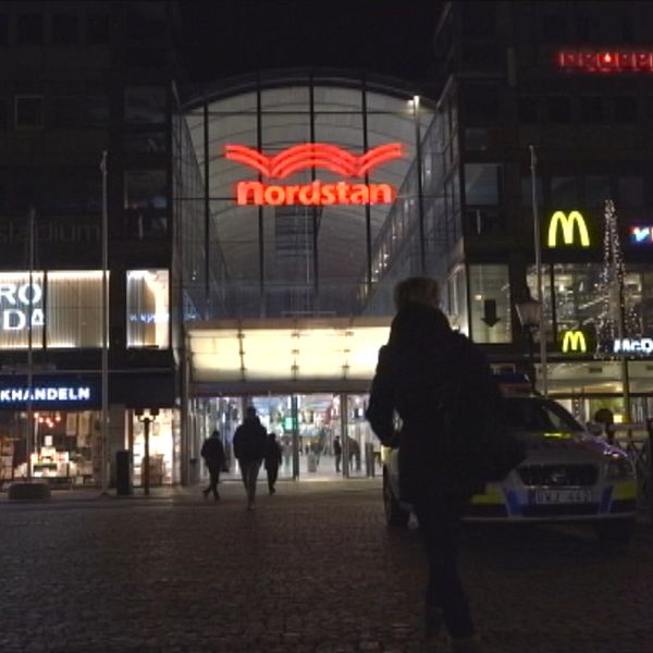 Moderaterna i Göteborg vill bland annat stänga Nordstan på natten.