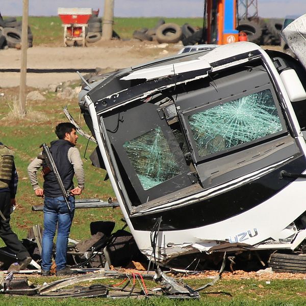 Bombattentatet ägde rum på en väg som går mellar städerna Diyarbakir och Bingöl.