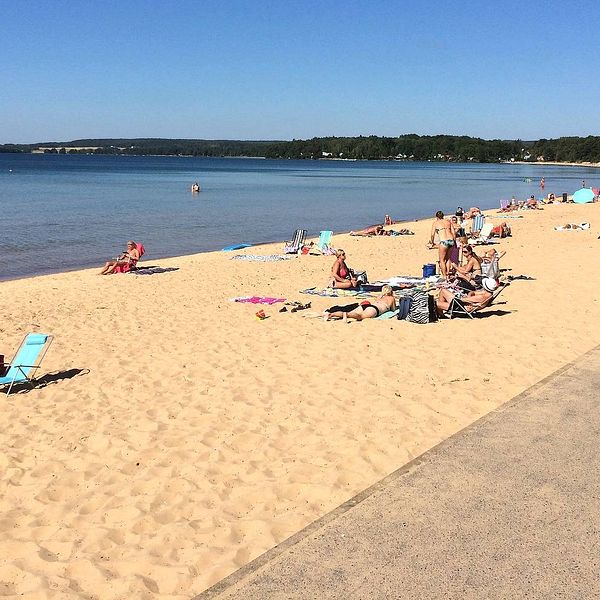 Varamonbadet vid Vättern i Motala