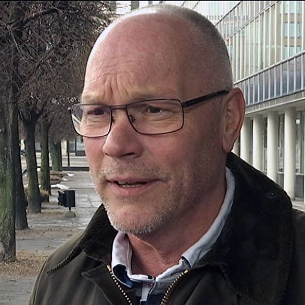 VIK:s förre ordförande Christer Brostredt är bedrövad över det ekonomiska läget i klubben.
