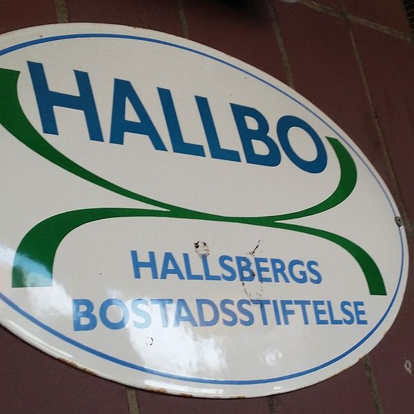 Skylt bostadsbolaget Hallbo