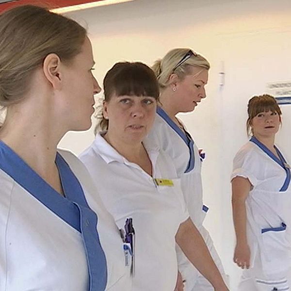 Fyra av 23 sjuksystrar på Nyköpings lasarett som anser att patientsäkerheten är hotad.