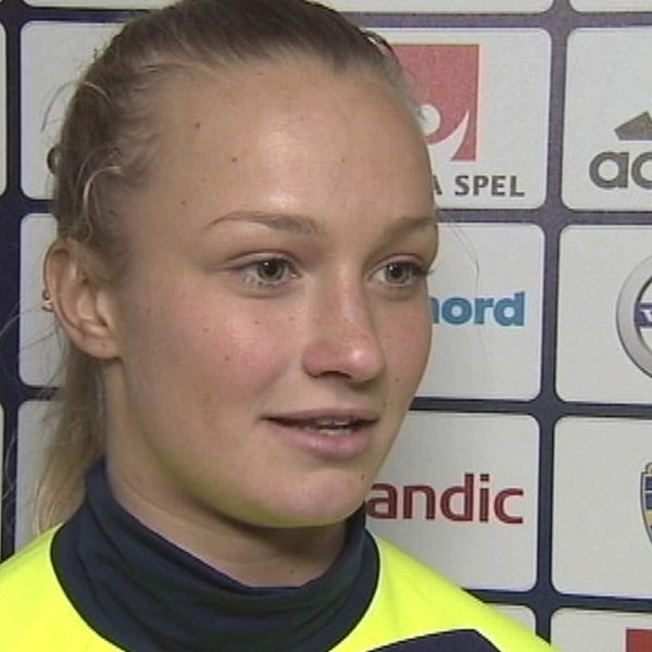 Tove Almqvist, fostrad i IFK Nyköping, berättar om de inledande träningarna med A-landslaget.