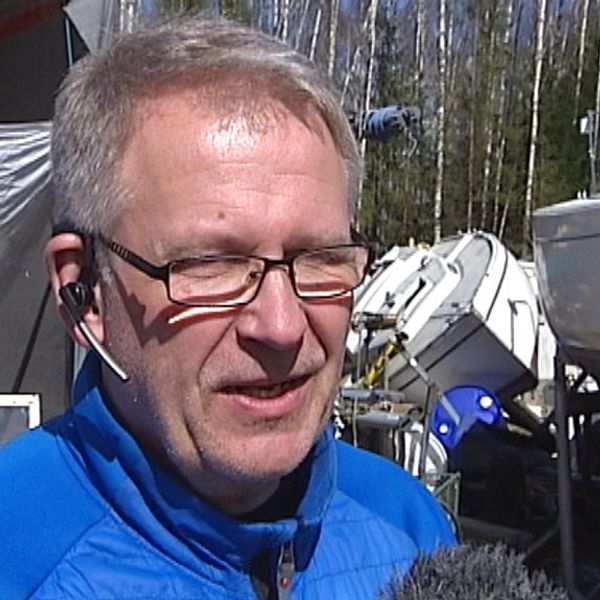 Bosse Nyhlén driver båtskrot i Värmland.