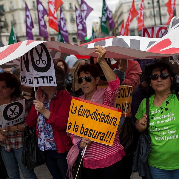 Protester mot frihandelsavtalet i Madrid, Spanien i slutet av maj 2016.