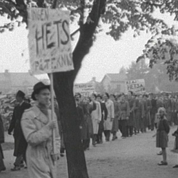 Demonstrationståg genom Örebro 1944