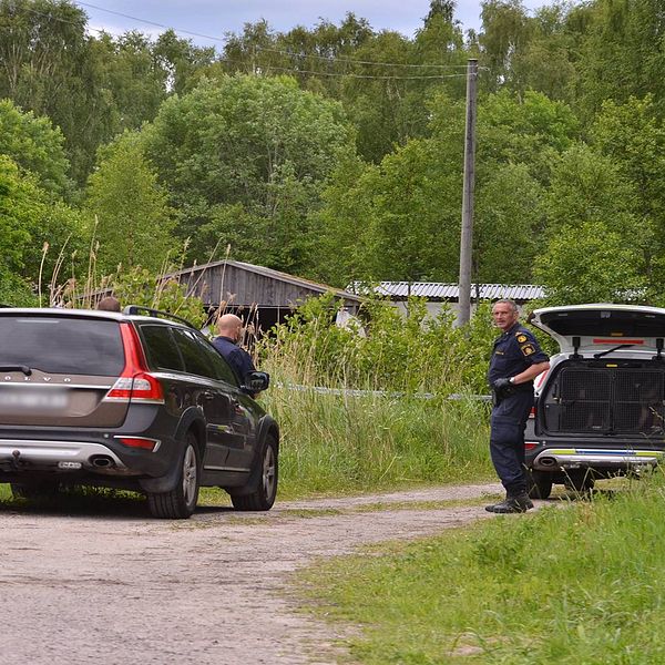 poliser avspärrning brottsplatsundersökning