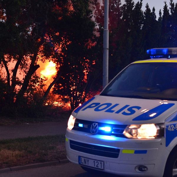 Bilbrand i Norrköping i natt