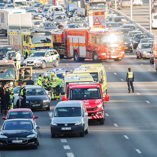 En olycka på E4 norr om Stockholm.